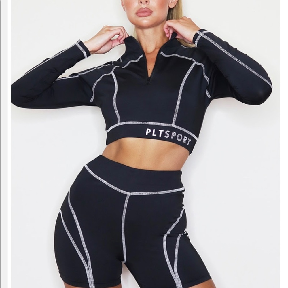 NWT Pretty little thing black long sleeve top